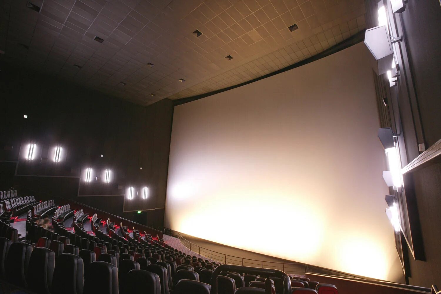 Монитор сбс купить билеты. СБС кинотеатр Краснодар IMAX. Аймакс СБС Краснодар. Зал IMAX СБС Краснодар. Кинотеатр в Краснодаре аймакс 3д.