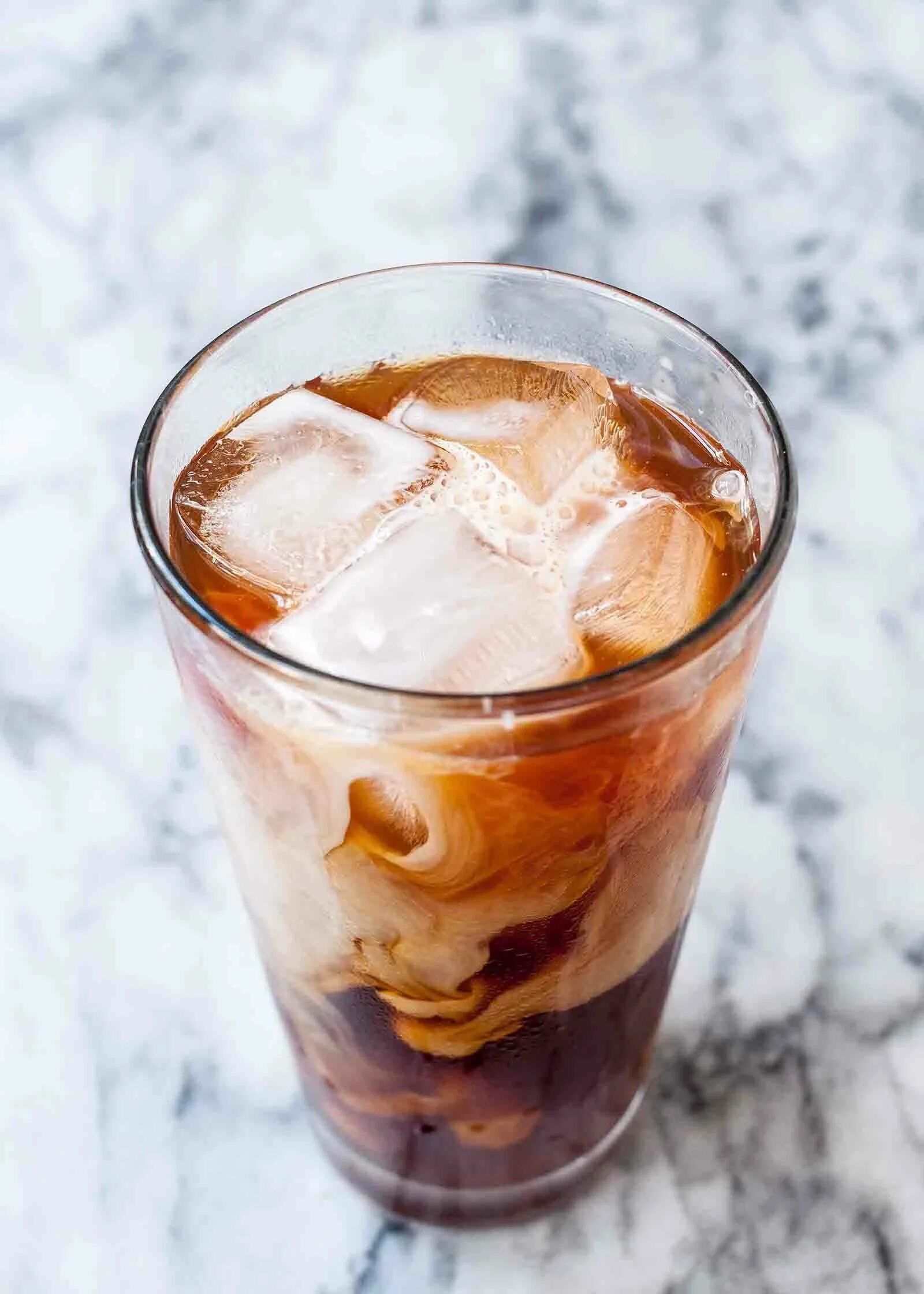 Айс латте. Айс кофе (Iced Coffee). Колд Брю напиток. Холодный айс латте. Как делать айс