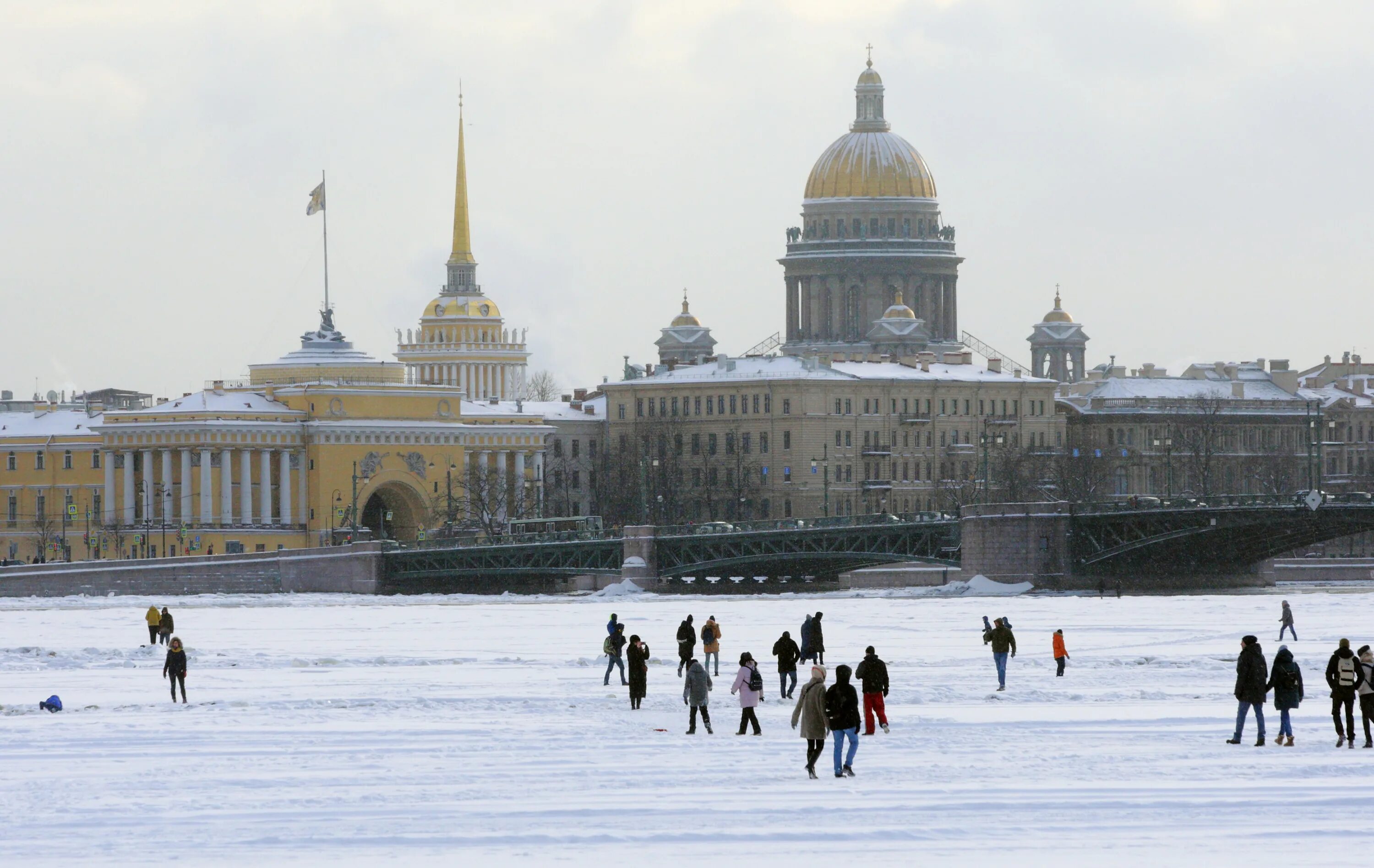 Погода питере на две. Санкт-Петербург в январе. Питер в январе. Мороз в Санкт Петербурге.