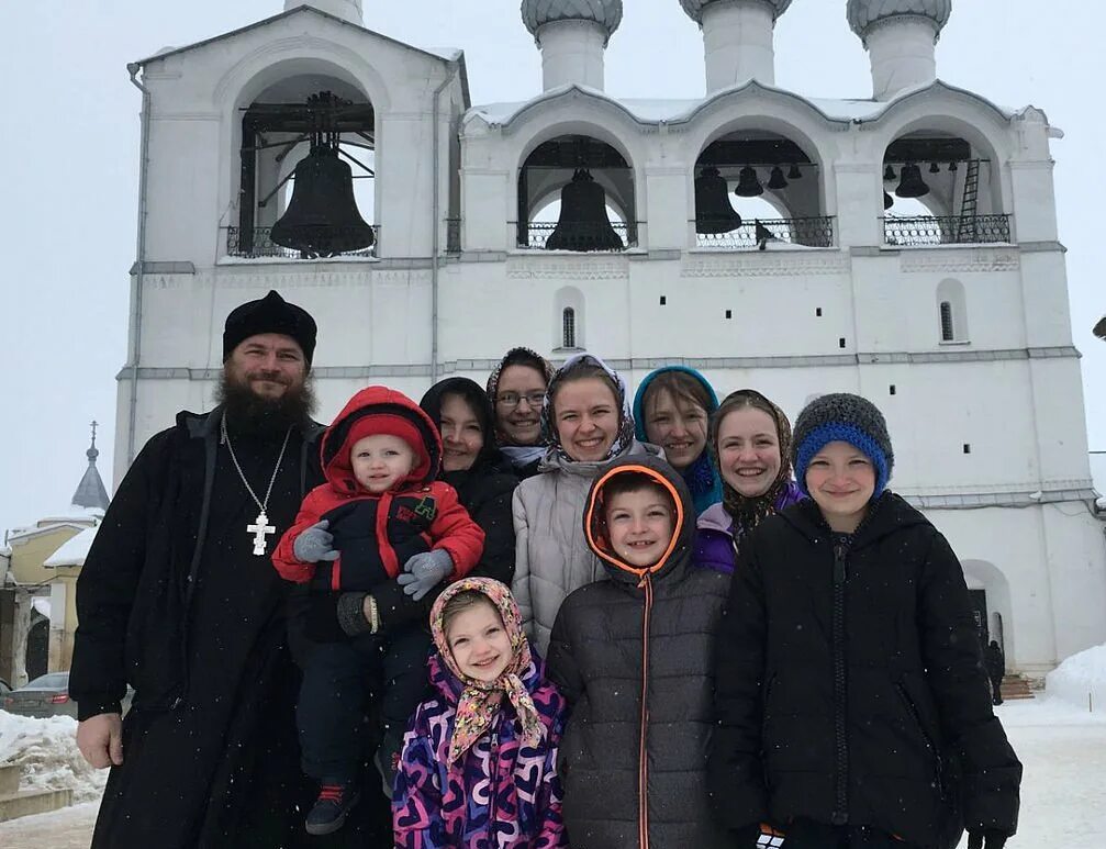 православные американцы. яркие американки в христианской церкви. православная миссия в африке. мэтью кассерли. отец джозеф глисон.