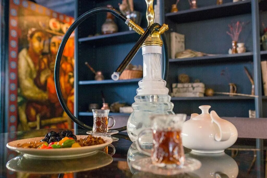 Нескучный сад ресторан. Тенджун ростов ресторан. Ресторан lilo с улицы. Ресторан паулинг краснодар. Lilo ресторан ростов на дону.