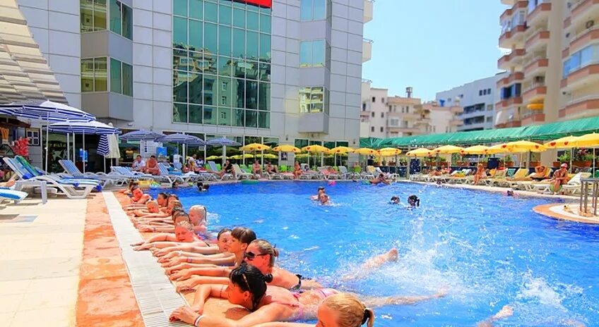Отель klas more beach hotel. Море бич отель. Море бич отель. Турция klas more beach hotel 5 махмутлар алания. Class more beach hotel 5 турция.