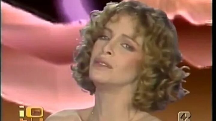 Sydne rome. Сидни ром. Сидни ром. Сидни ром hearts. Sydney rome hearts.