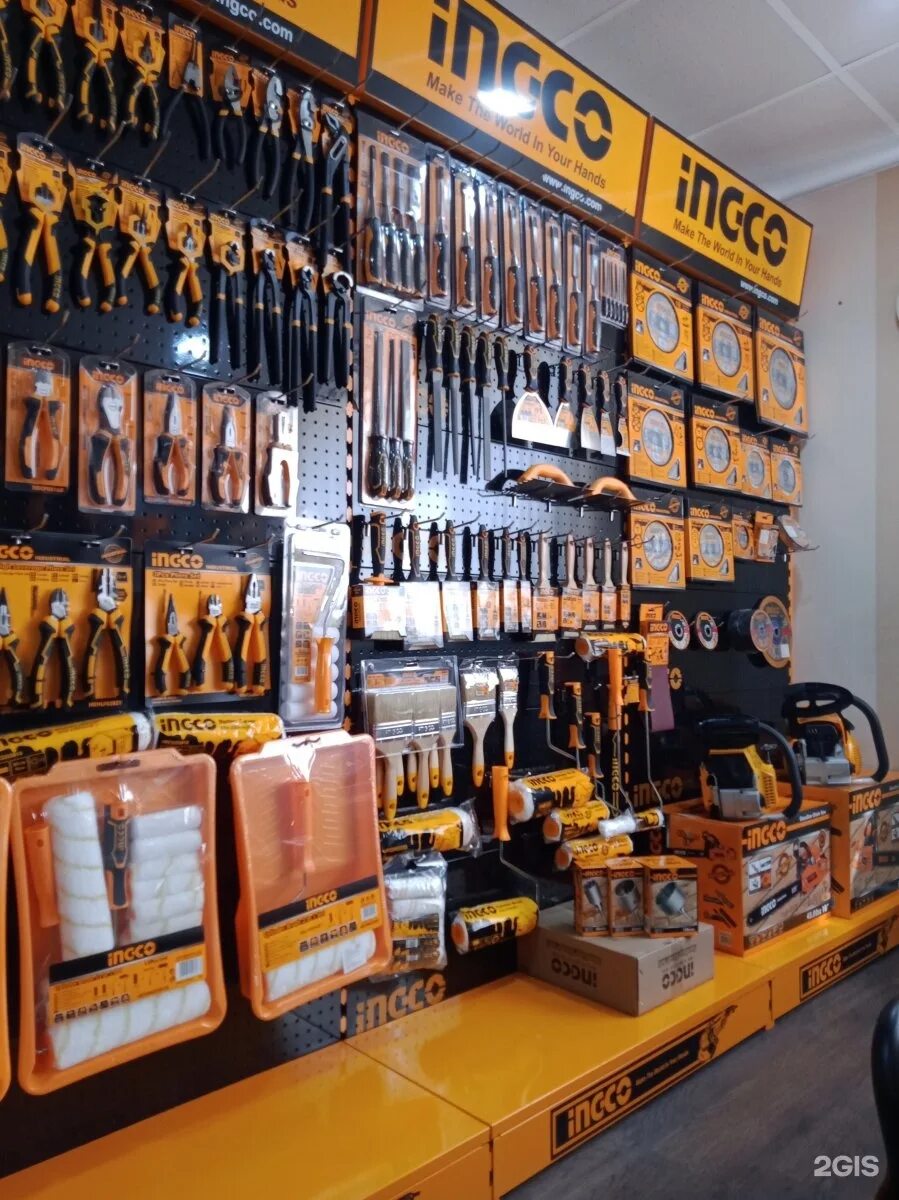 Выкладка ручного инструмента. Строительные иструмент. Строительный инструмент адрес. Строительные инструменты. Стенд буров энкор.