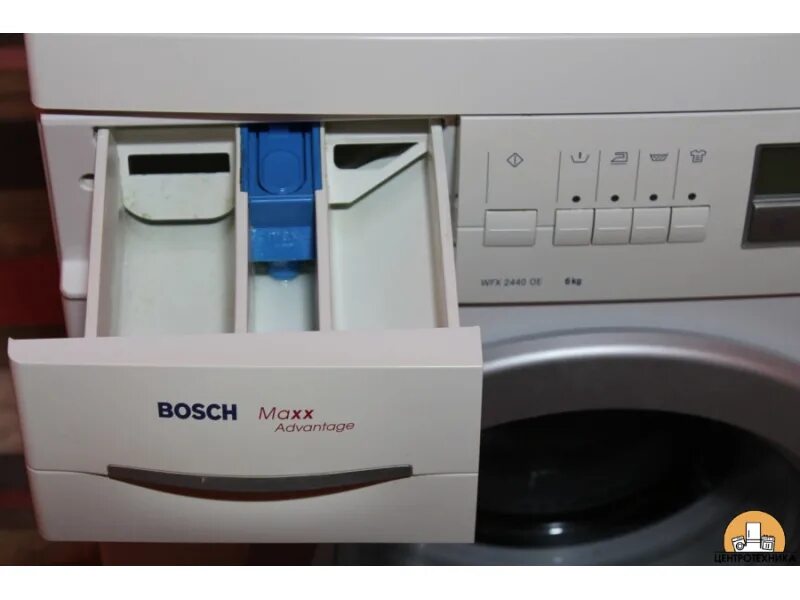 Бош останавливается. Стиральная машина Bosch Maxx WFLI 2440 габариты. Bosch 2440. Bosch Maxx WFLI 2440 запчасти к стиральной. WFLI 2440 щетки.