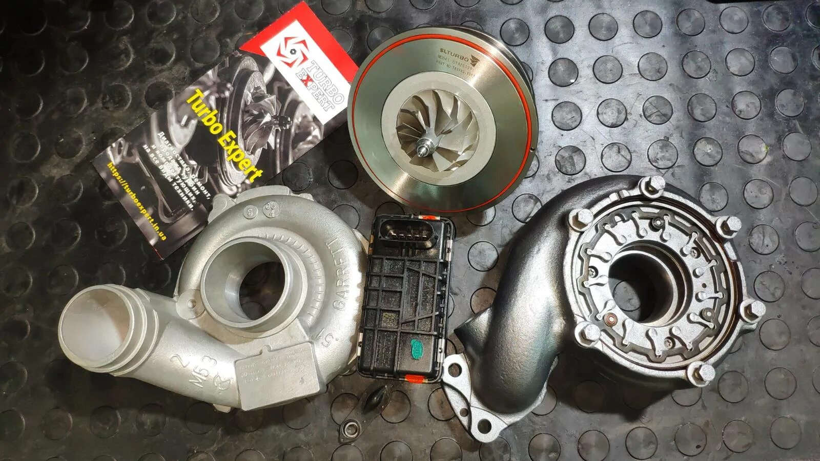 Турбина авторемонт. Турбина автомобиля. Ремонт турбин. Участок диагностирования турбокомпрессоров. Диагностика турбины двигателя.