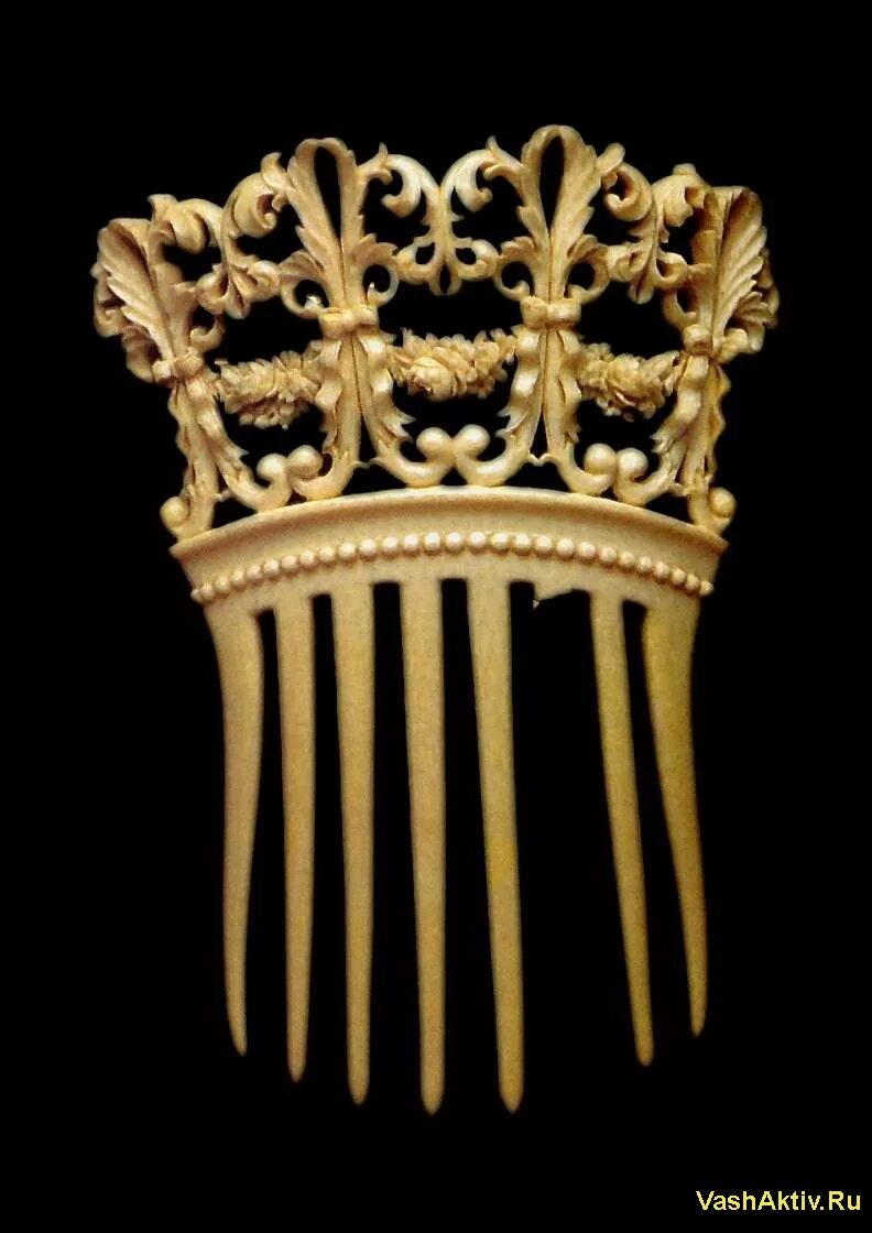 бородочес гребень 18 век. украшения в стиле классицизм. гребень бородочес. расческа с редкими зубьями dewal. гребень 18.