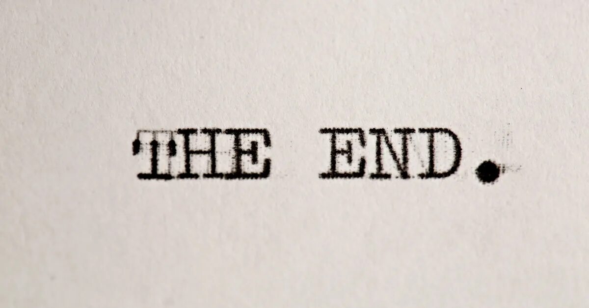 The end john. The end надпись. The end картинка. The end на белом фоне. The end надпись из проводов.