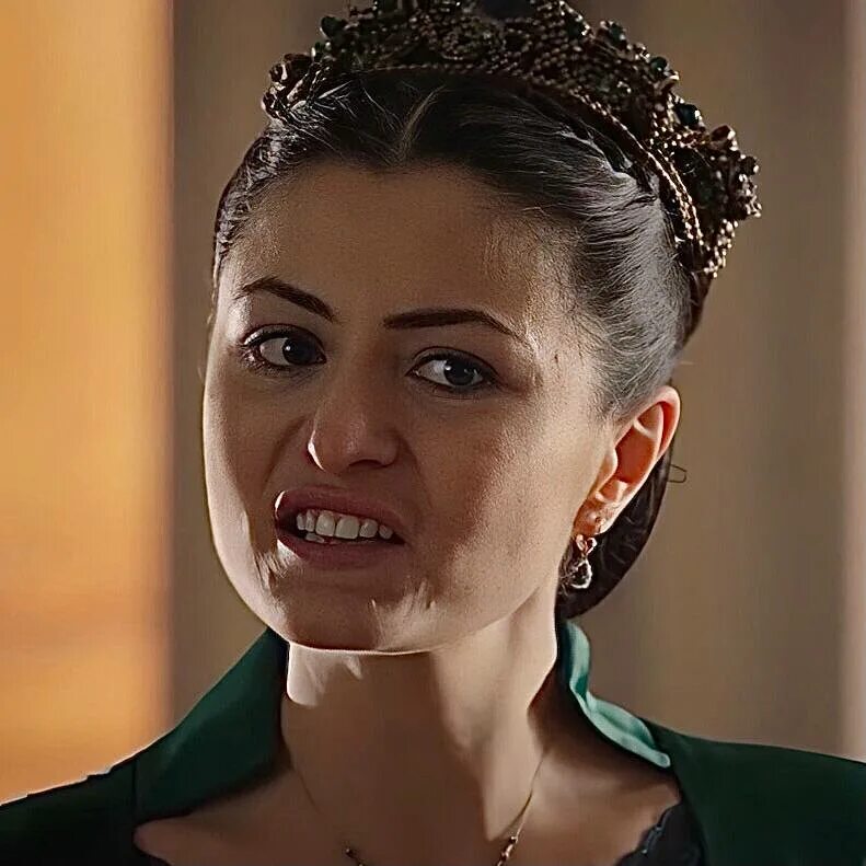 великолепный век шах султан и лютфи паша ссора. лютфи паша ударил шах султан. шах султан и лютфи паша. великолепный век мехмед сын мурада. лютфи паша великолепный век актер.