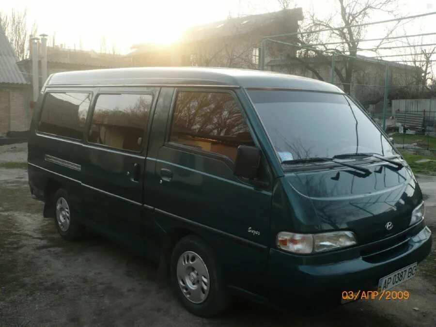 У т н 100. Хундай н100 1995. hyundai h100 1995г. hyundai h-100 1995 2000. hyundai h100 черный.