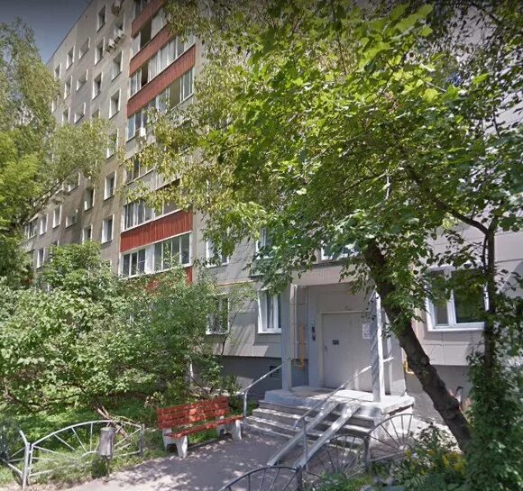 Кленовый бульвар 23