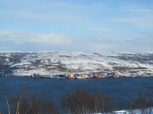 Маяк мишуково мурманск. Поселок мишуково сопка. Пос мишуково мурманск. Гора мишуково мурманск. Поселок мишуково мурманская область.