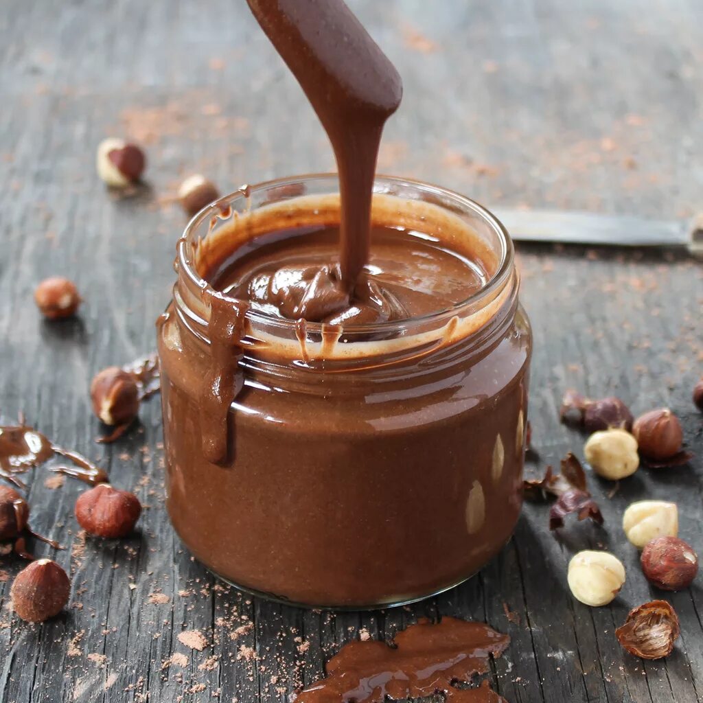 Как можно сделать нутеллу в домашних условиях. Как сделать шоколадную нутеллу. Домашняя шоколадная паста. Как сделать шоколадную нутеллу. Домашняя шоколадная паста.