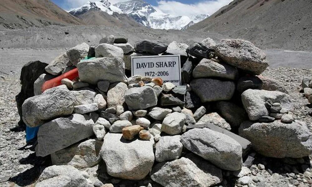 Альпинист дэвид шарп дэвид. Дэвид бришерс альпинист. Рудешко сергей альпинист. Чистяков сергей александрович альпинист. Дэвид шарп интервью дискавери.