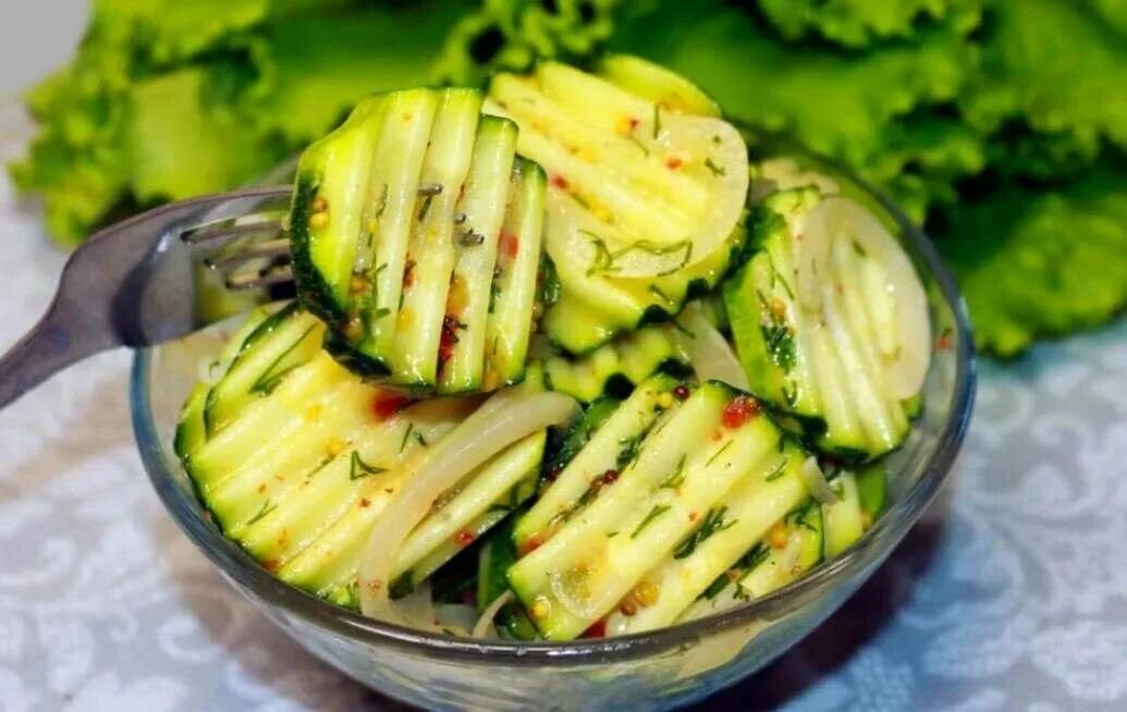 Рецепты с кабачками с фото. Кабачки. Блюда из кабачков. Красивые блюда из кабачков. Кабачки закуска.