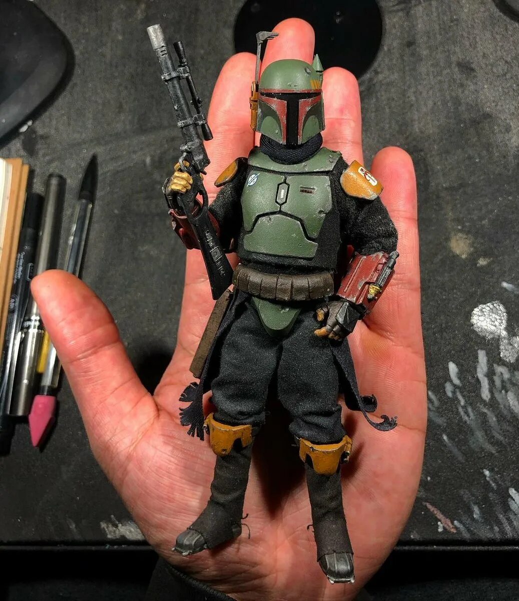 Custom figure. Custom figure