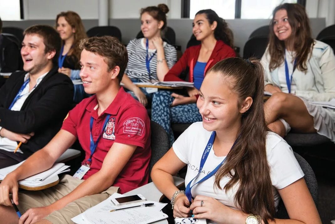 Программы для школьников в сша. Культурно образовательный туризм. Старшая школа в сша. Программы для школьников в сша. Школьники в америке.