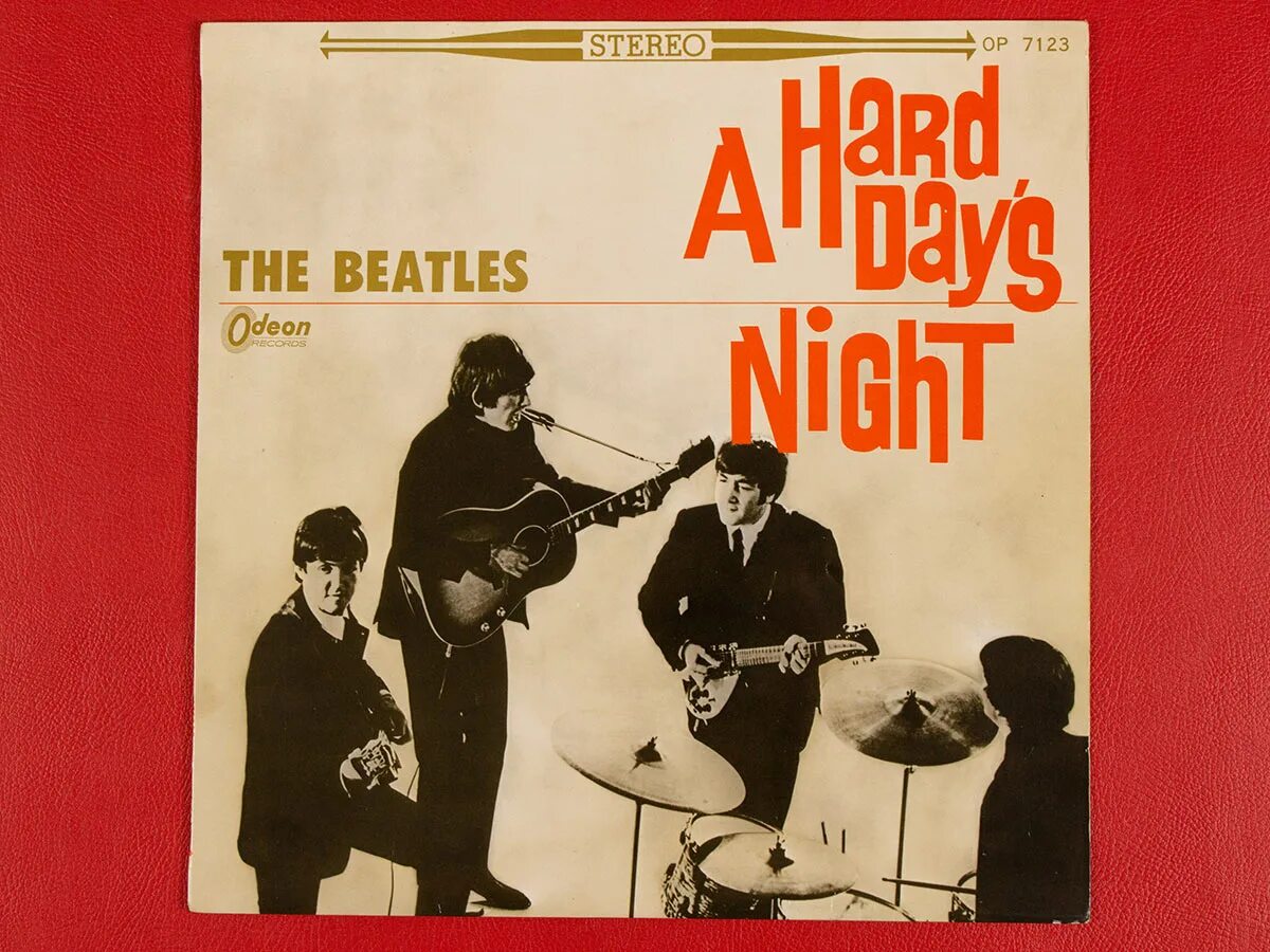 The beatles a hard day s night. Beatles "hard Days Night". Битлз японский винил. Пластинка the Beatles a hard Day's Night. Японская пластинка Битлз AP-8016 Оби.