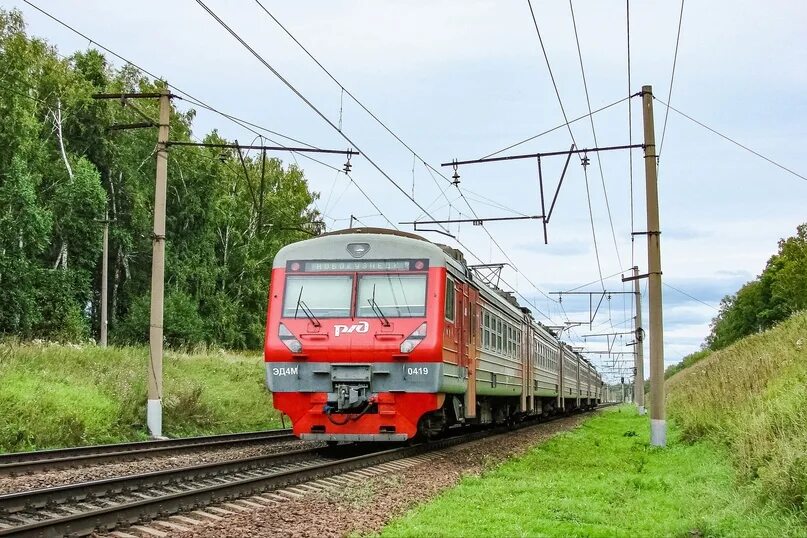 Вокзал тайга кемеровская область. Томск кемерово электричка. Пригород новокузнецка. Тайга томск жд. Кузбасс пригород.