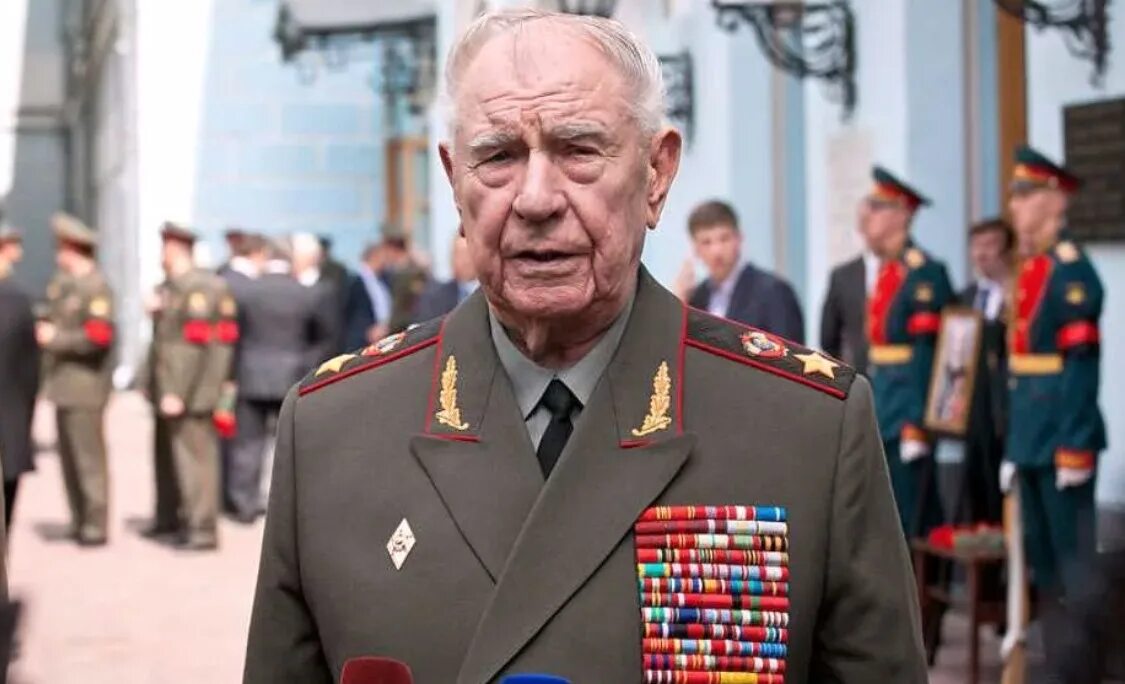 Язов видео. Язов министр обороны ссср.