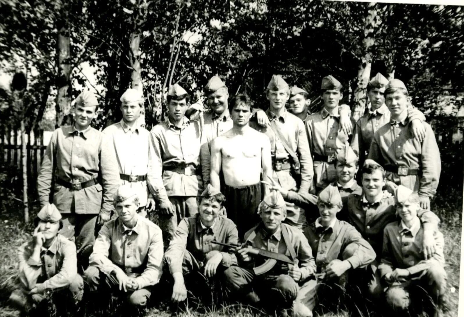 П я черных. Соликамские лагеря. Воинская часть город Соликамск. Военрук школа 1943. Соликамск в 1987 году.