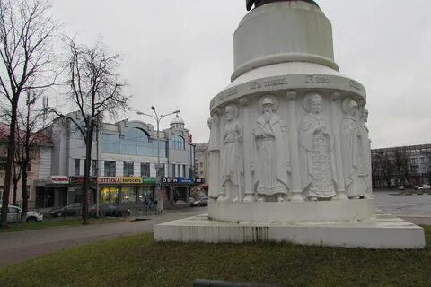 Площадь пскова