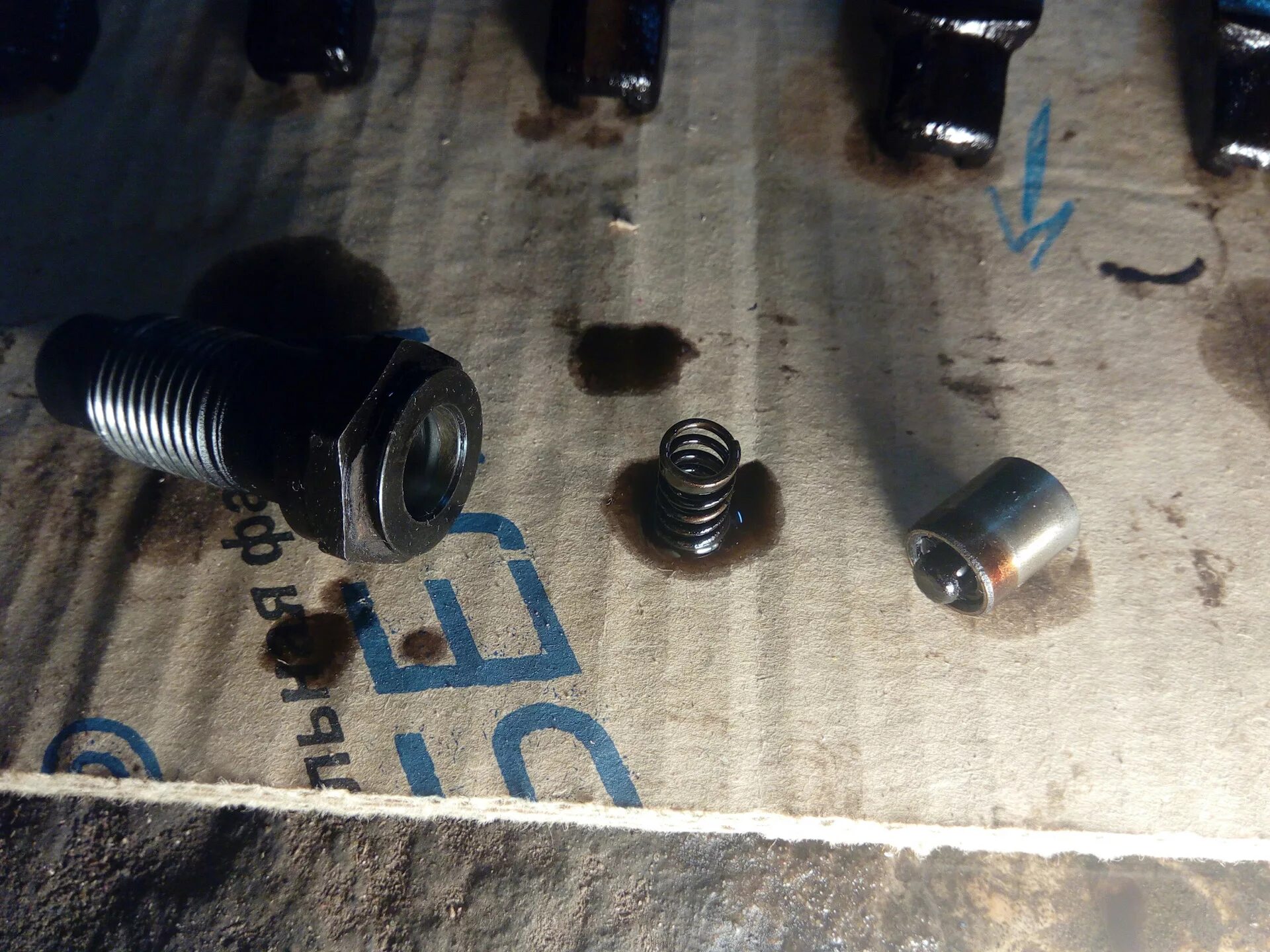 Как проверить снятые гидрокомпенсаторы шевроле нива Replacement of hydraulic bearings of Chevrolet Niva valve drive levers