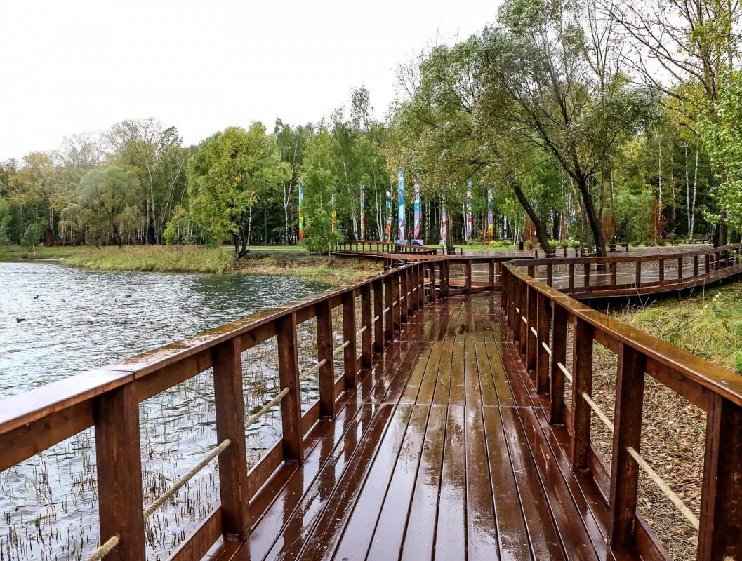 Светлоярский парк нижний новгород. Парк Светлоярское озеро Нижний Новгород. Светлоярский парк Сормово. Светлоярское озеро Нижний Новгород Сормовский.