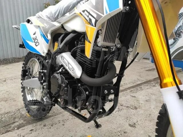 Рейсер рейнджер 250. Рейсер 250 эндуро рейнджер. Мотоцикл avantis enduro 300 carb ars (design kt). Эндуро 300 водяное охлаждение. Мотоцикл пантера 300 кубов.