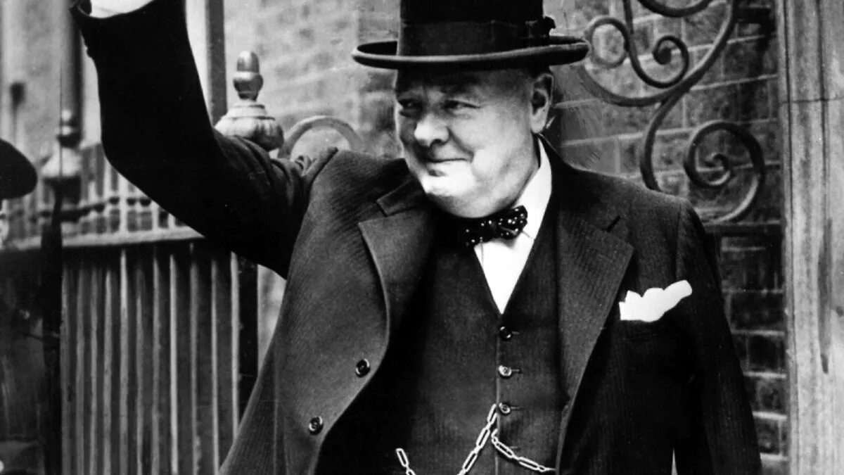 Уинстон Черчилль. Уинстон Черчилль премьер-министр Великобритании. Уинстон Черчилль фото. Уинстон Черчилль 1964. Черчилль отличие государственного