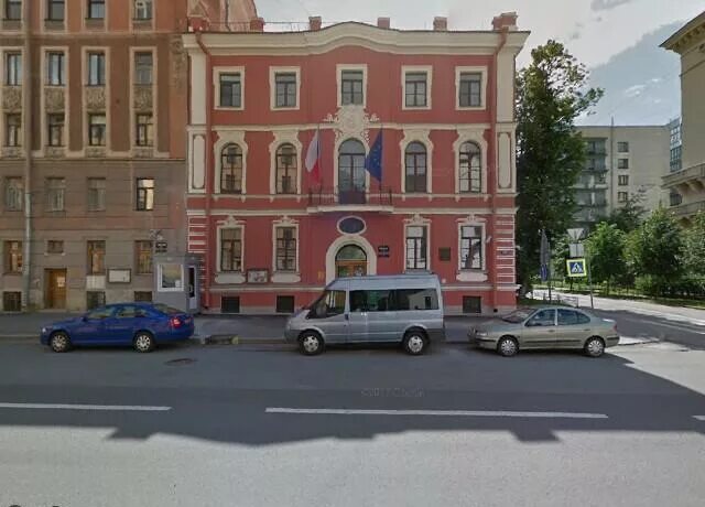 Консульство часы работы. Чешское посольство в санкт-петербурге. консульство чехии екатеринбург. консульство чехии в питере. посольство чехии в москве.