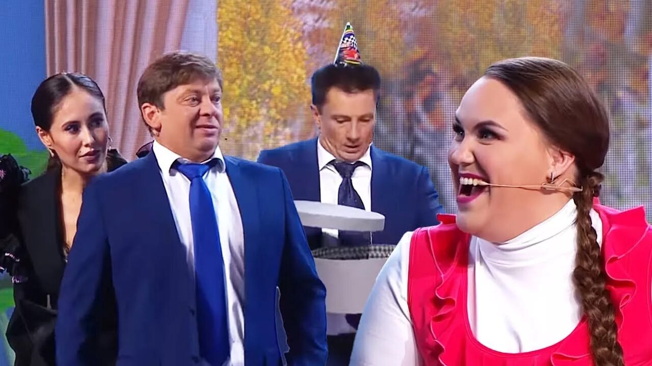 Пельмени корпоратива. Уральские пельмени похоронное агентство. уральские пельмени похоронное бюро. уральские пельмени 2019. шоу уральские пельмени похоронное. агентство.