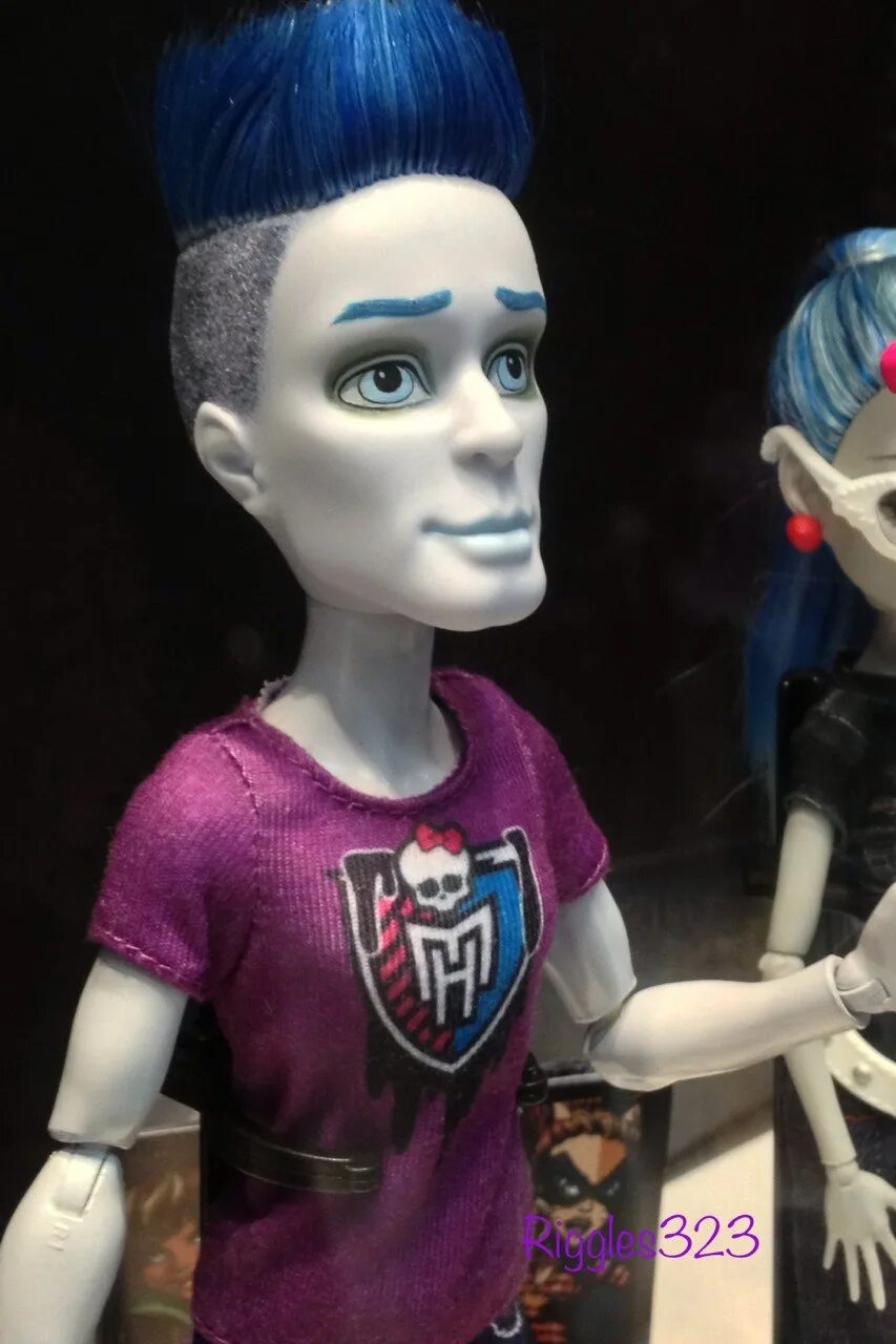 Monster high слоу мо ghoul spirit. Ооак слоу мо. Сколько лет квинке слоу мо. Сколько лет квинке слоу мо. Монстр хай слоу мо sloman.