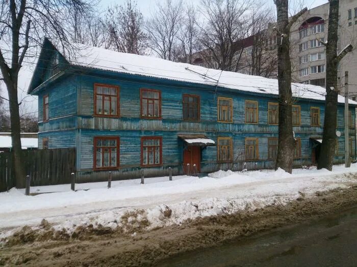 Тверская школа 4 шмидта. Тверская школа номер 4 бульвар шмидта. Шмидта тверь школа номер 4. Тверская школа 4 шмидта. Бульвар шмидта 15 тверь.