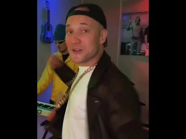 Vavan зажигалка. Vavan зажигалка. Вован зажигалка. Вован малая. Вован песни без гламура.