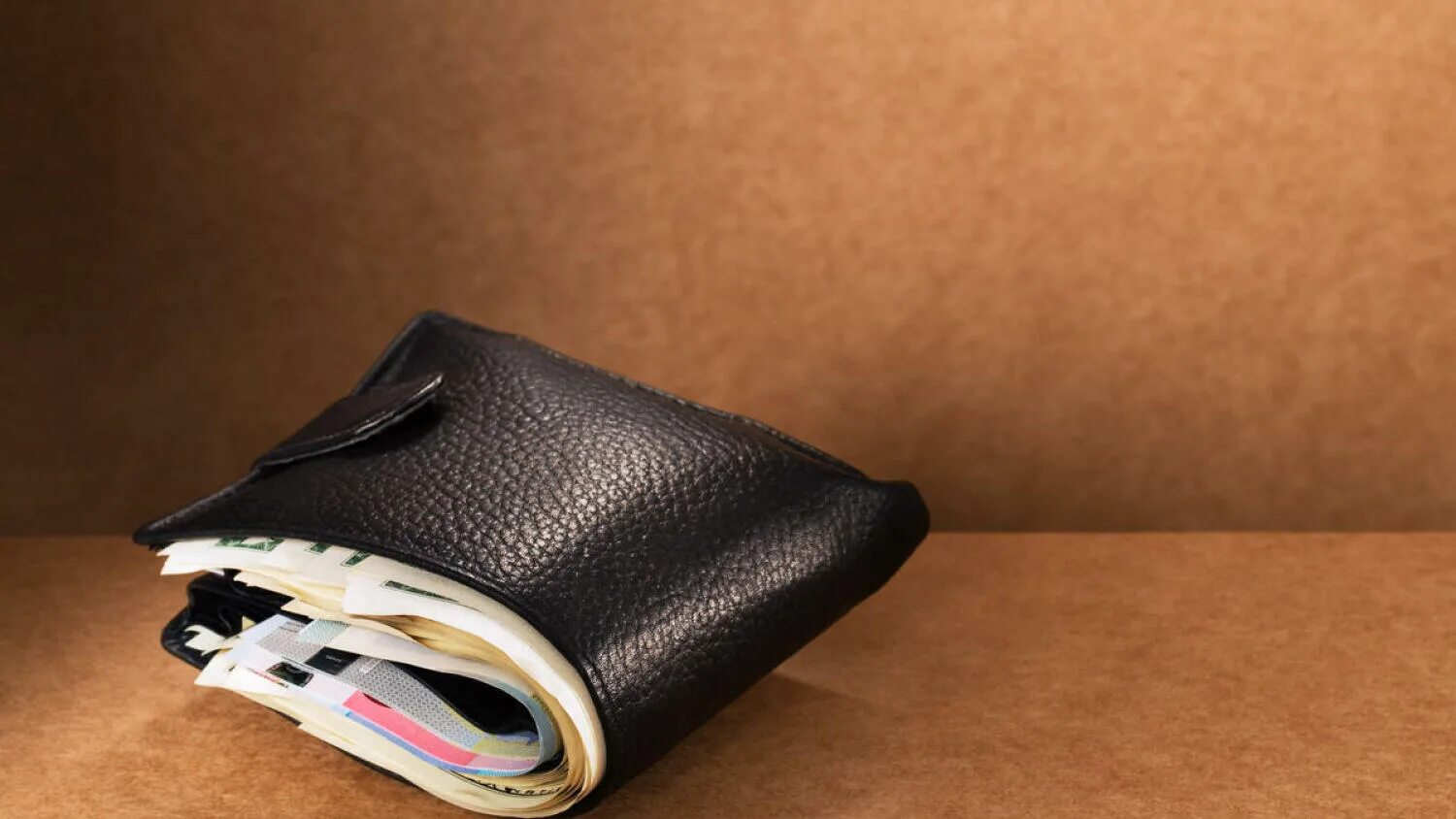 Returning wallets