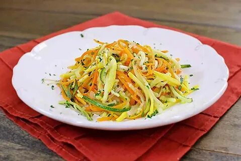 Салат морковь кабачками огурцами