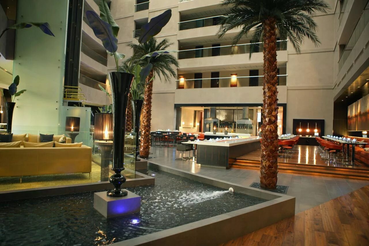 Centro sharjah by rotana 3. Centro sharjah by rotana 3. Отель grand rotana конференц зал. Centro al manhal by rotana 3*. Pearl rotana capital centre 4* абу-даби.
