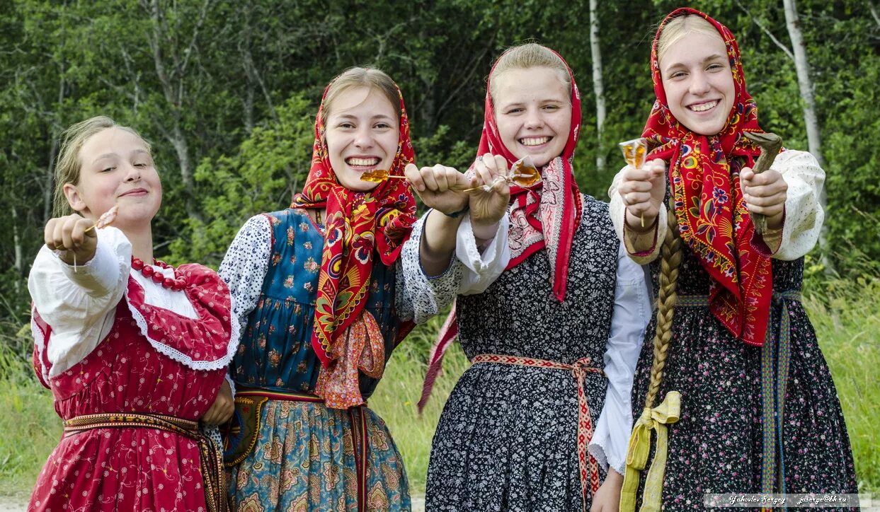 Исконные жители. Поморы Архангельской области внешность. Поморки девушки. Национальный костюм Поморки. Поморские девушки.