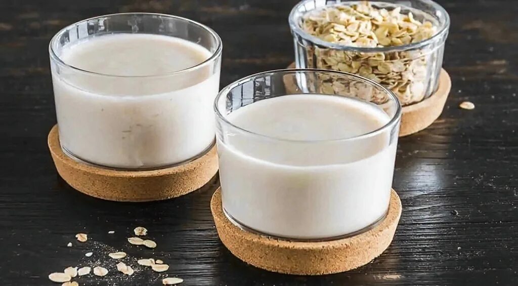 Кисель "овсяный". Овсяной кисель из овсяных хлопьев. Овсяный кисель фото. Кисель из овса. Кисель из овсяных хлопьев.