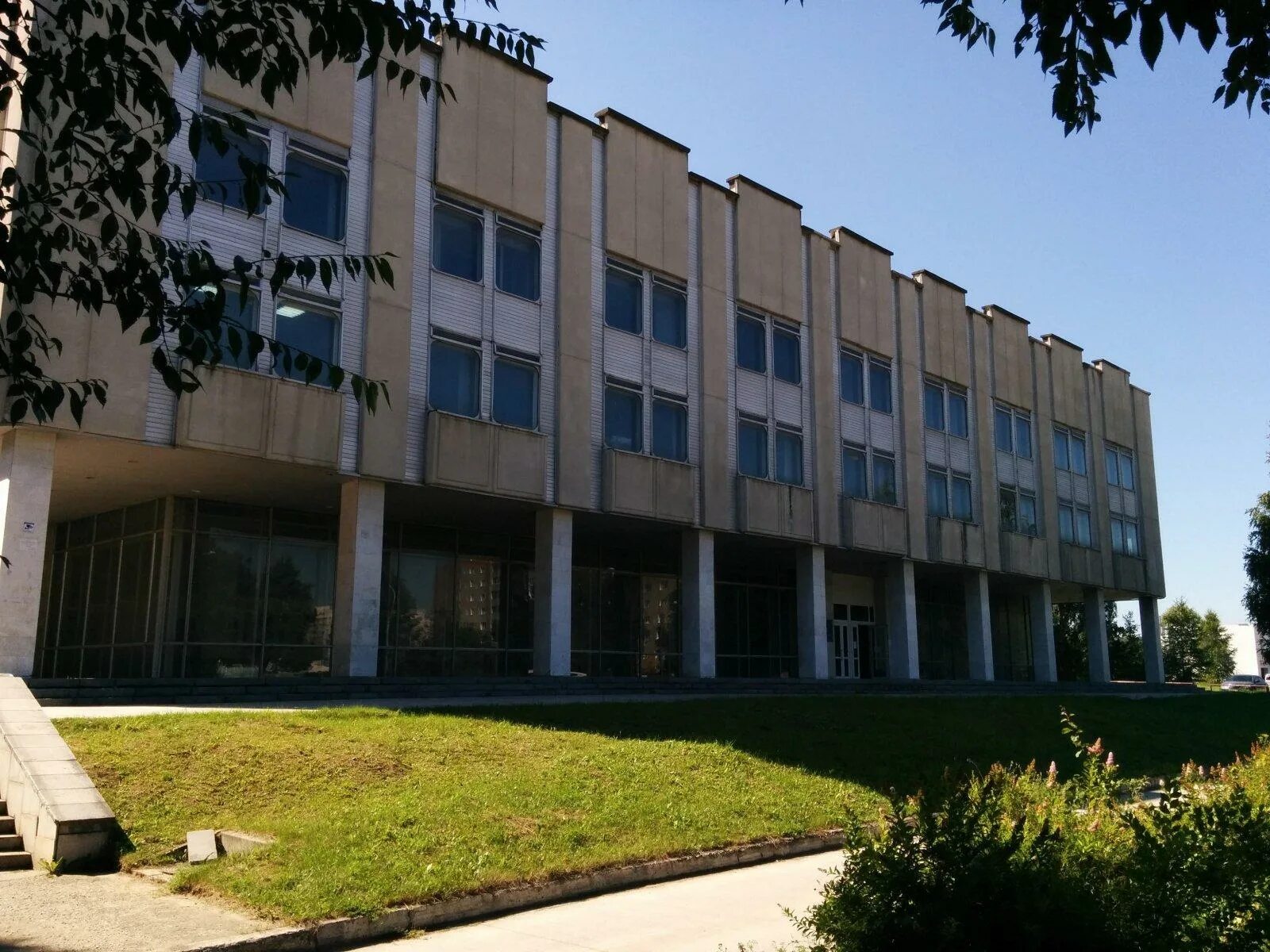 Завод в линево новосибирская область. Новосибирск улица российская 10. Производство кампания. Сколько зарабатывает подсобный рабочий?. Ооо «предприятие «элтекс».