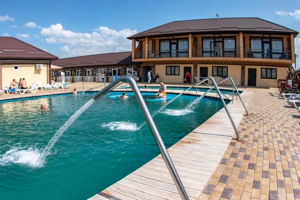 Тульский адыгея термальные источник аквотермо. Акватермо в адыгее тульский. Акватермо в адыгее тульский. Термальные источники адыгея аква термо официальный сайт. Посёлок тульский термальные источники акватерма.