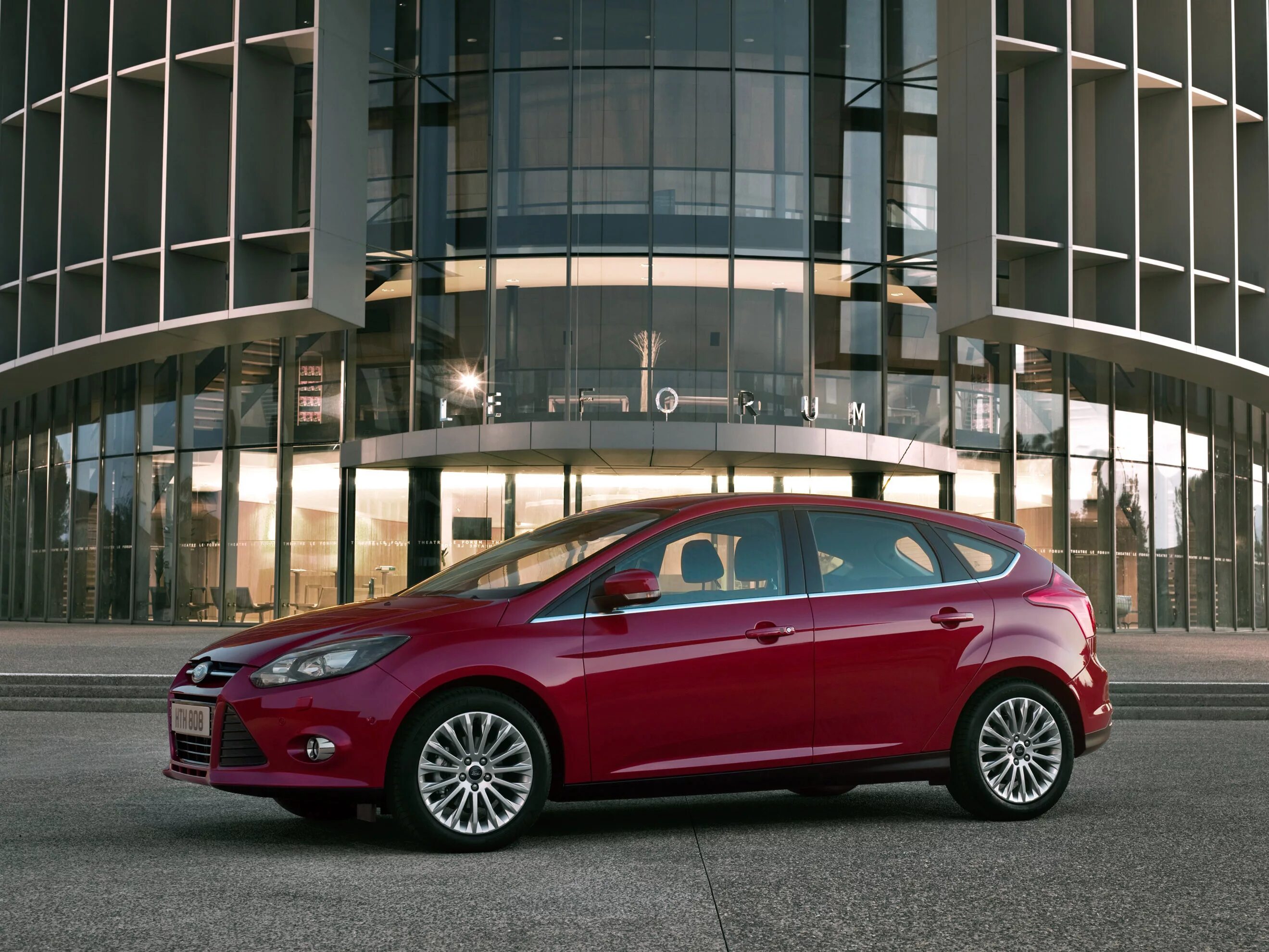 Фокус 71. Ford Focus 5. Форд фокус 5 хэтчбек. Форд фокус 3 хэтчбек 5 дверный. Форд фокус 5 дверный хэтчбек.