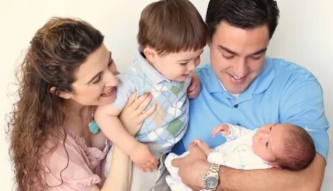 Картинки родители с новорожденным