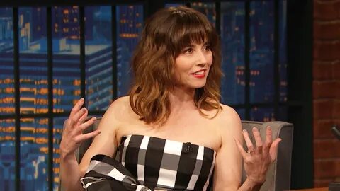 Watch Late Night with Seth Meyers interview 'Linda Cardellini Crie...