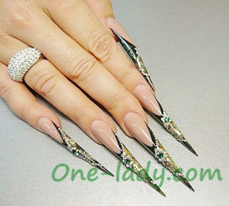 наращивание ногтей стилет. ногти стилет: форма ногтей стилет. арочное моделирование стилет. стилеты ногти. форма ногтей стилет.