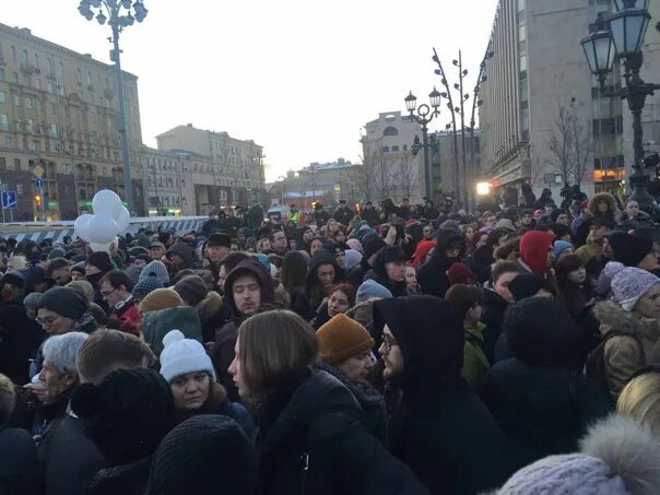 Судьба ПК Пушкинская площадь. Московский новости Пушкинская площадь. Шляпа Пушкина на Пушкинской площади. On the Rocks Пушкинская площадь.