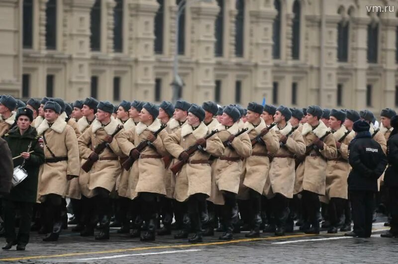 Парад 7 ноября города. Парад 7 ноября. парад 7 ноября 2011. парад 7 ноября 2011 года в москве. парад 7 ноября 1941 года в москве.