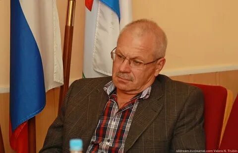 10 депутат