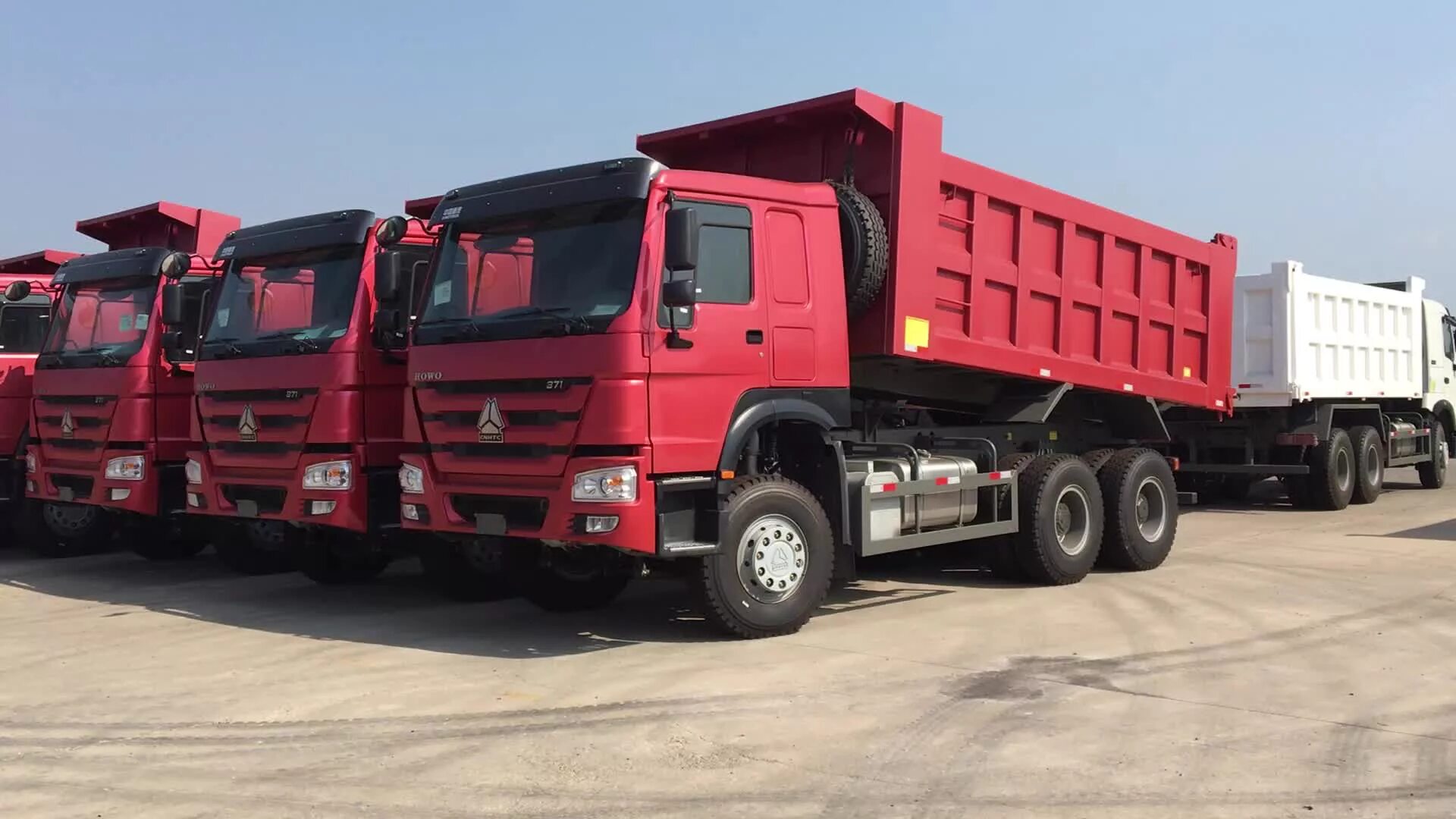 Машина 25 тонн. HOWO Sinotruk самосвал 2021. Самосвал HOWO zz3327s3847e. HOWO zz5707. Автосамосвал Sinotruk HOWO zz3327n3847e.